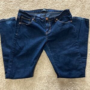 Forever 21 dark wash skinny jeans